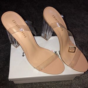 “The glass slipper” fashion nova Size 8M women